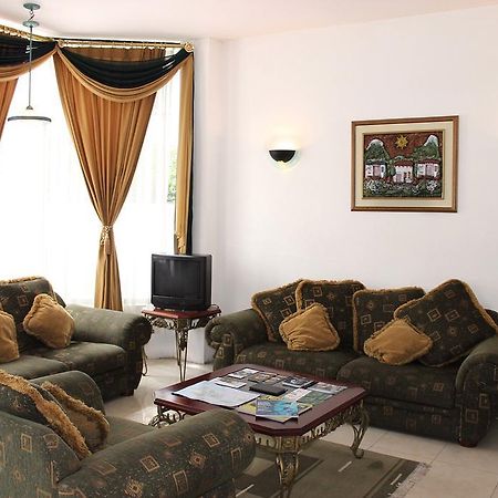 فندق بويرتو أيورافي  Planet House المظهر الخارجي الصورة