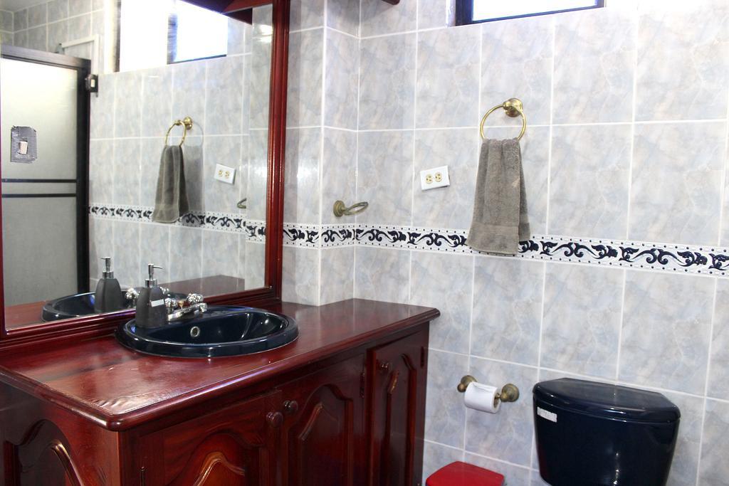 فندق بويرتو أيورافي  Planet House الغرفة الصورة